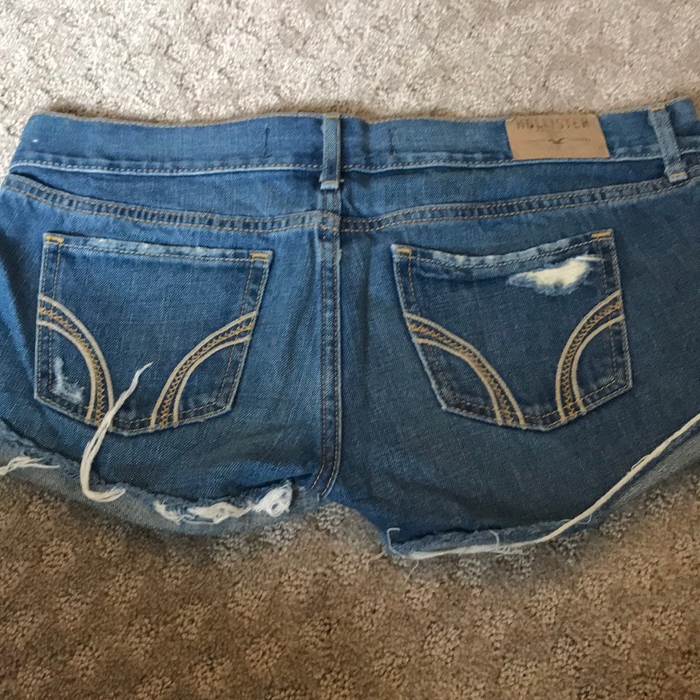 Dark wash Hollister denim shorts